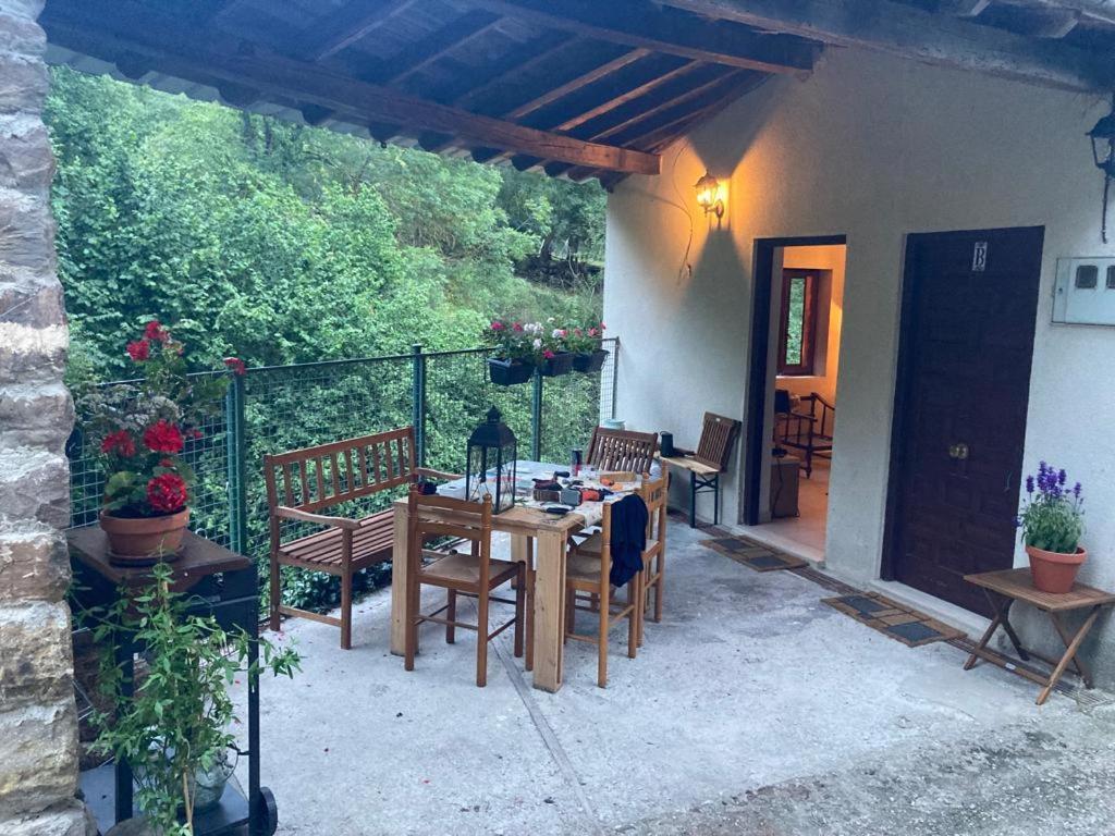 Apartamento Picos De Europa Cabezon de Liebana ภายนอก รูปภาพ